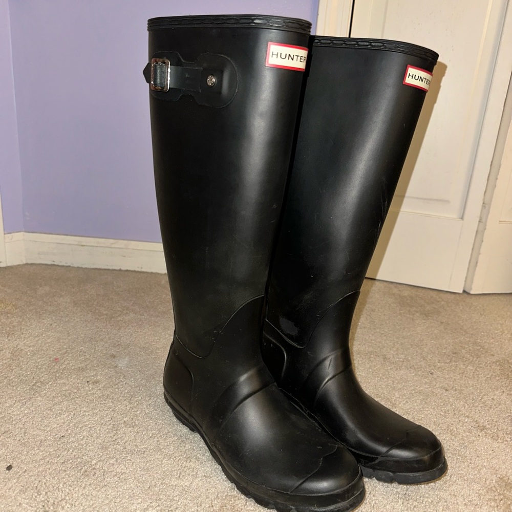Black Hunter Boots